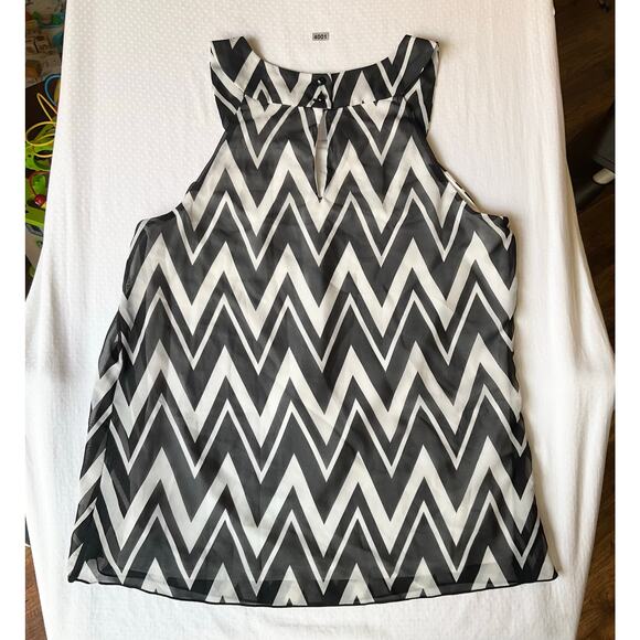 Iz Byer Women Blouse size L Sleeveless Screw Neck Lightweight Black & White - Picture 8 of 8